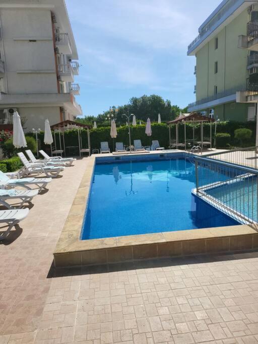 Луксозен Апартамент Срещу Какао Sunny Beach Exterior foto